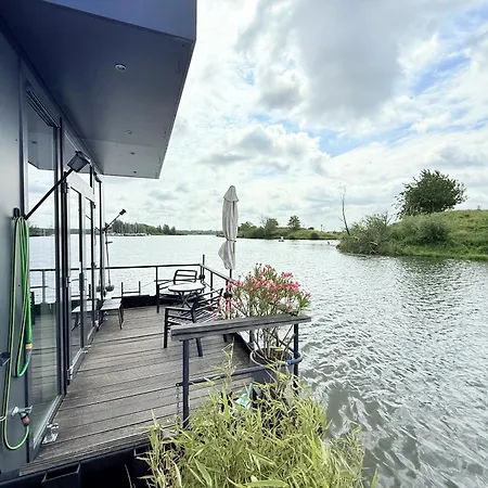 De Maasterp - Watervillage 21