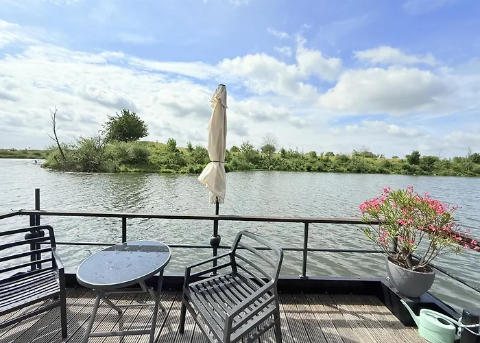 De Maasterp - Watervillage 21 * Ohé en Laak